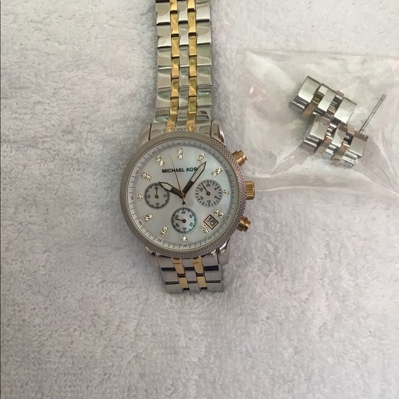 Michael Kors Accessories - MICHEAL KORS STAINLESS STEEL CHRONOGRAPH WATCH